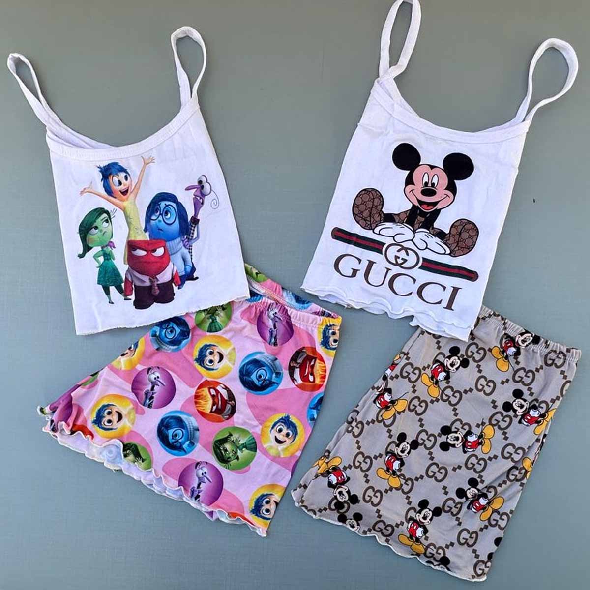 Short Doll Suede Estampado Personagens