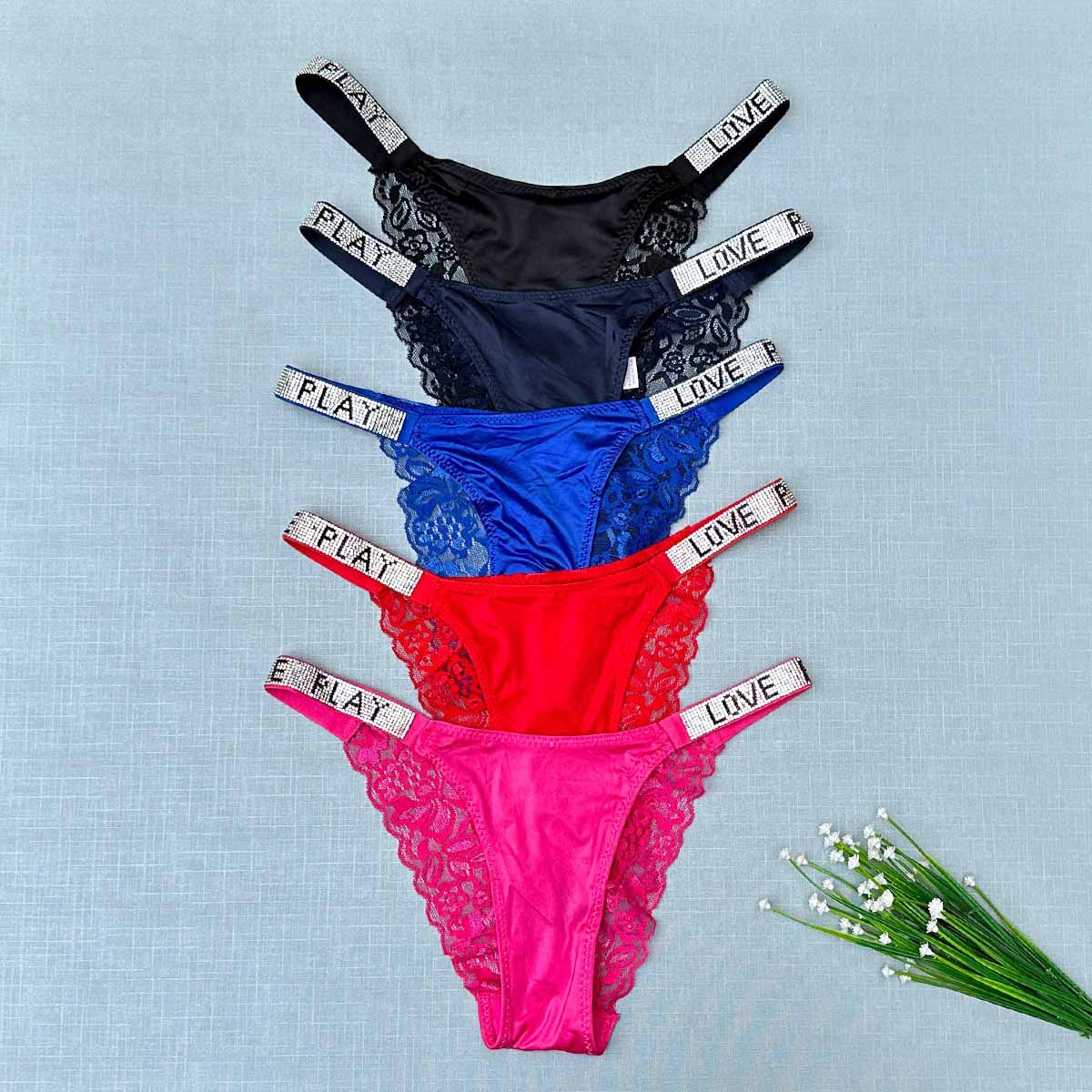 Calcinha Strass Love Play